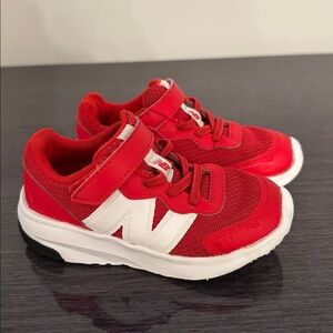 New Balance 578 Toddler Red White Bungee Lace Hook Loop Sneakers Shoes 9